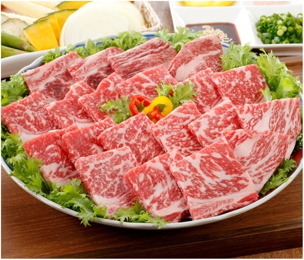 肉の目利きが厳選！「相模牛」焼肉用肩ロース４００ｇ